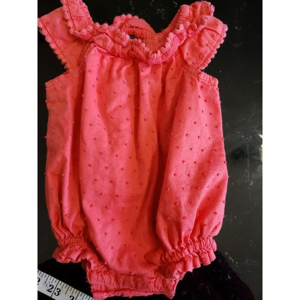 Old‎ Navy Coral Peach Pink Size 0-3 Months Infant Girls Romper
